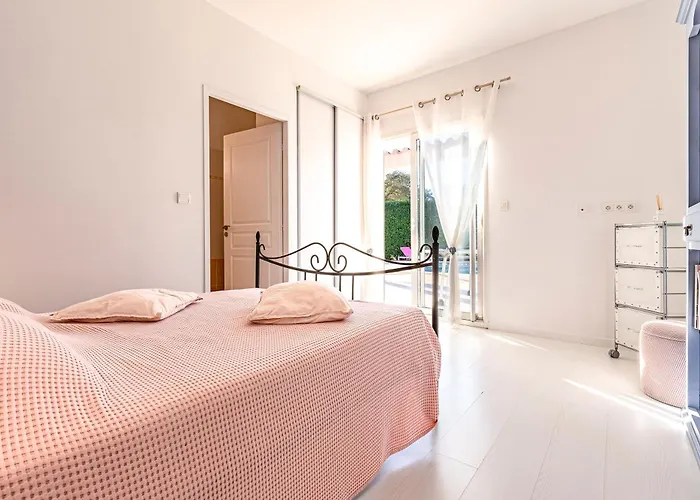 فيلة Maria Magdalena - Avec Piscine *